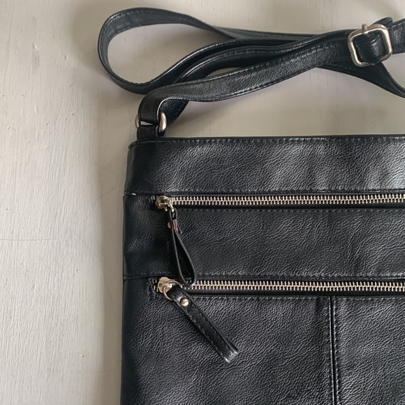 Merona black handbag - Picture 2 of 5